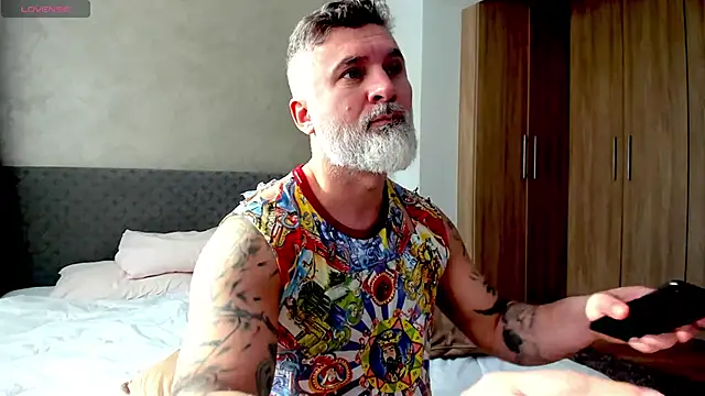 BlowMyXXL online show from 02-19-25, 12:44