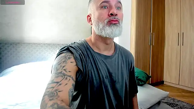 BlowMyXXL online show from 03-05-25, 08:43