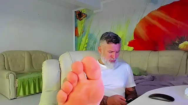 BlowMyXXL online show from 01-05-26, 05:38