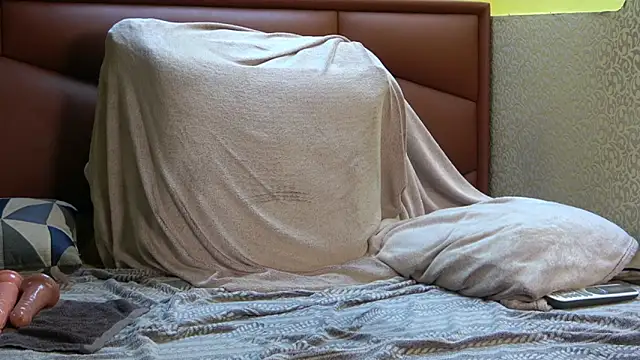 DanicaMoore online show from 02-26-26, 02:49