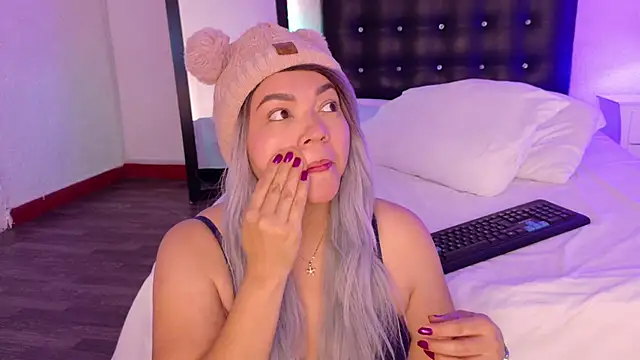 Cuckold lover69 online show from 12-18-25, 01:50