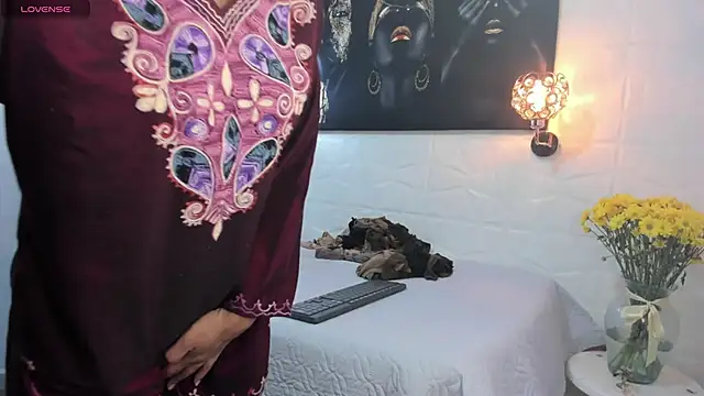 miss lucero1 online show from 01-27-25, 01:59