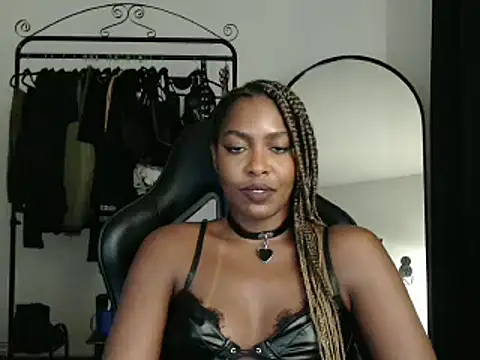 marisilva br online show from 03-10-25, 03:23