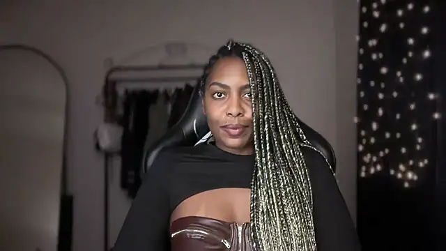 marisilva br online show from 11-18-25, 09:08