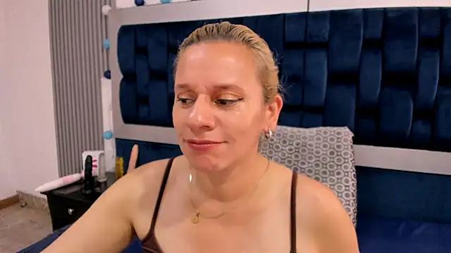 sofia mature online show from 12-01-24, 04:29