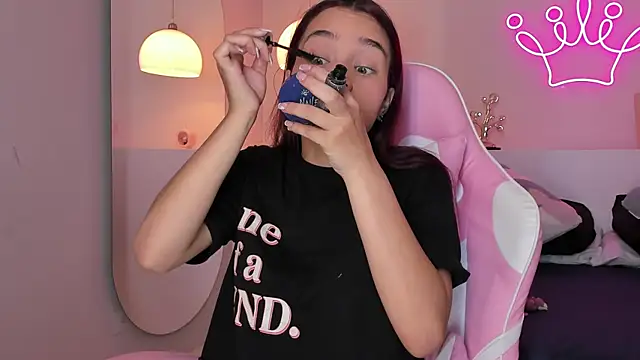 violeth hill online show from 02-07-25, 04:06