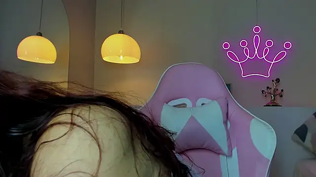 violeth hill online show from 02-27-25, 08:20