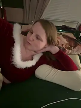 GingerSnap33 online show from 12-19-24, 03:29