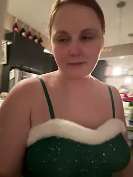 GingerSnap33 online show from 12-24-24, 02:54