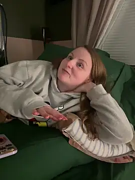 GingerSnap33 online show from 01-25-25, 03:40