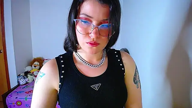 juli05star20 online show from 10-05-25, 01:04