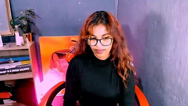 Snapshot of IndianAngelx chatting on 03-17-25, 11:00 IndianAngelx online show from 03-17-25, 11:00