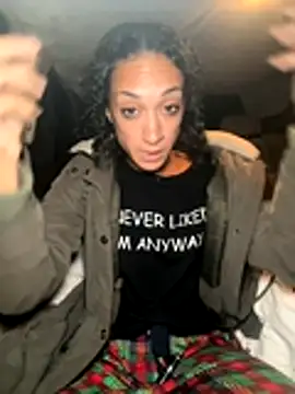 starrynikki online show from 10-28-25, 01:03