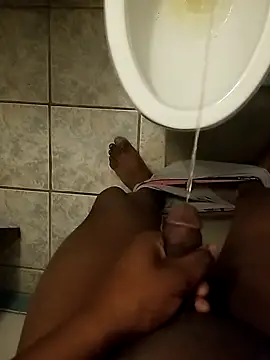 Snapshot of tfreakyy chatting on 11-04-25, 07:40 tfreakyy online show from 11-04-25, 07:40