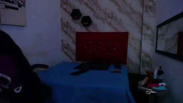 issa  love online show from 01-09-26, 01:03