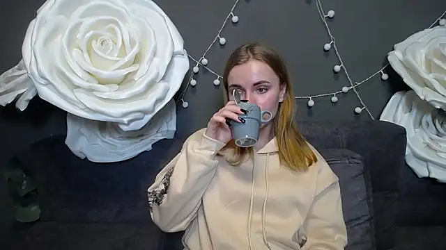 MargaritaKiss online show from 11-28-25, 08:33