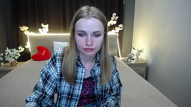 MargaritaKiss online show from 05-09-26, 07:19
