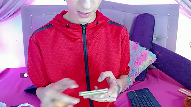 SexyJuliii21 online show from 01-10-25, 02:46