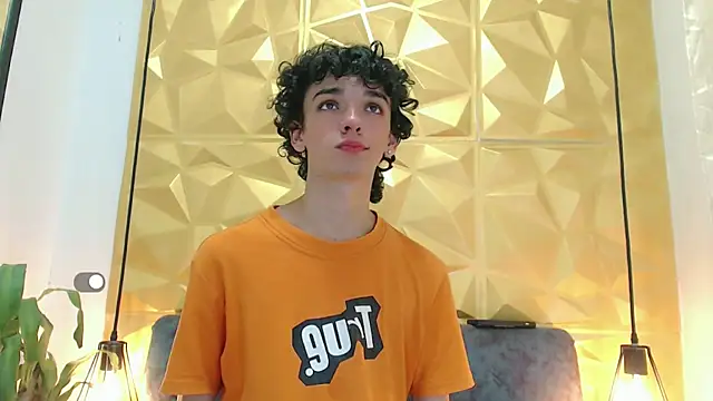 SexyJuliii21 online show from 02-25-25, 02:25