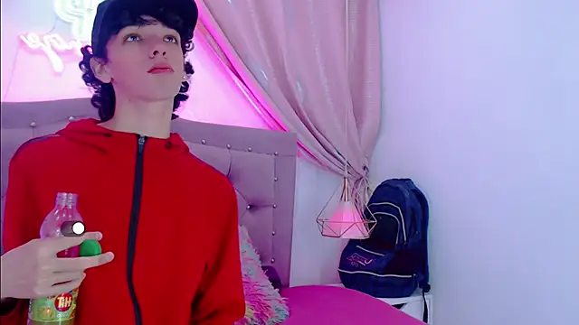 SexyJuliii21 online show from 02-27-25, 03:25