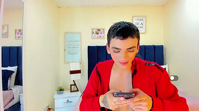 SexyJuliii21 online show from 09-16-25, 08:54