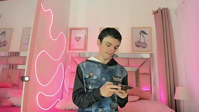 SexyJuliii21 online show from 10-06-25, 10:18