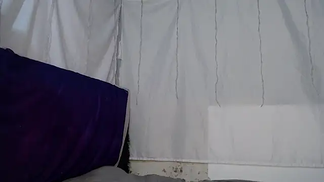 Snapshot of Marci_owo chatting on 12-15-24, 04:26 Marci owo online show from 12-15-24, 04:26