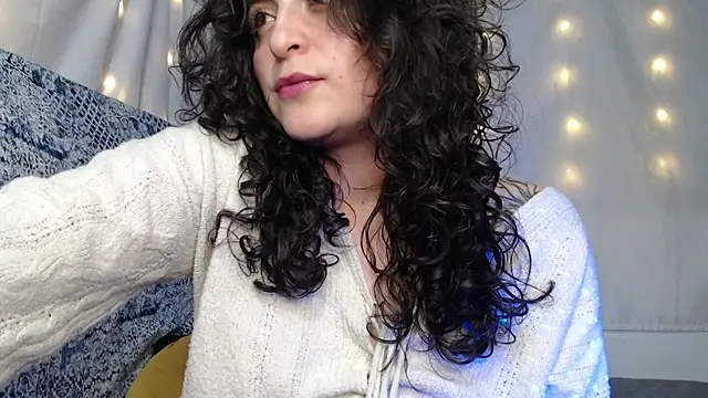Snapshot of Marci_owo chatting on 01-06-25, 12:48 Marci owo online show from 01-06-25, 12:48
