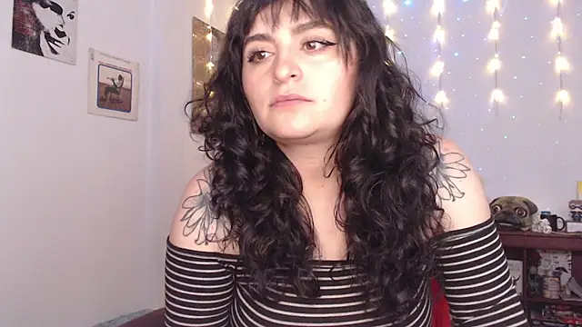 Snapshot of Marci_owo chatting on 03-15-25, 10:33 Marci owo online show from 03-15-25, 10:33