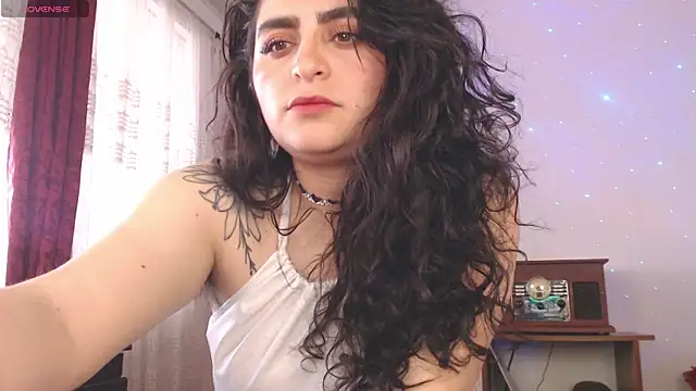 Snapshot of Marci_owo chatting on 09-13-25, 09:14 Marci owo online show from 09-13-25, 09:14