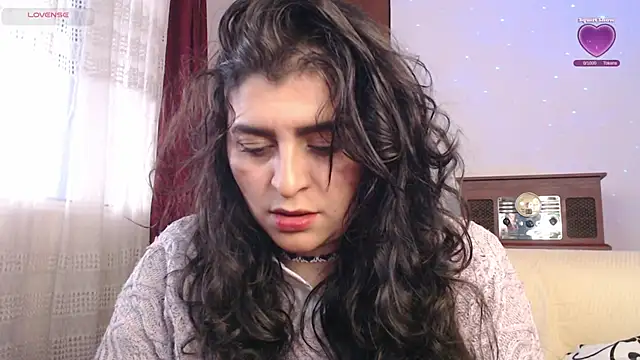 Snapshot of Marci_owo chatting on 09-27-25, 08:14 Marci owo online show from 09-27-25, 08:14