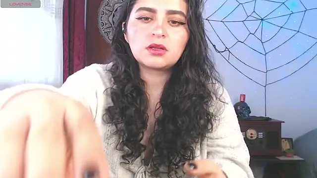 Snapshot of Marci_owo chatting on 10-24-25, 04:03 Marci owo online show from 10-24-25, 04:03