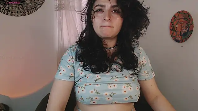 Snapshot of Marci_owo chatting on 03-24-26, 06:13 Marci owo online show from 03-24-26, 06:13