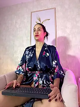 thaliacollins online show from 10-12-25, 12:26