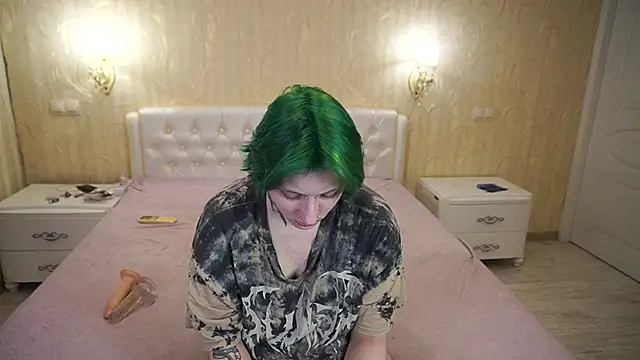 LunaaMayy online show from 02-21-26, 06:20