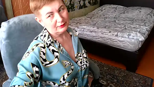 NicoleOlla online show from 02-19-25, 04:34