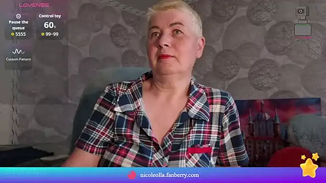 NicoleOlla online show from 05-01-26, 11:53