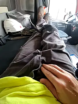 Snapshot of smartzy chatting on 09-15-25, 10:15 smartzy online show from 09-15-25, 10:15