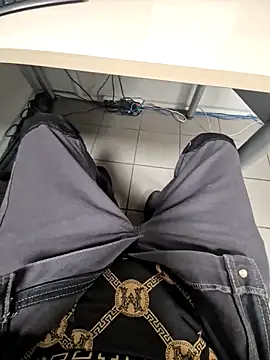 Snapshot of smartzy chatting on 09-22-25, 04:36 smartzy online show from 09-22-25, 04:36