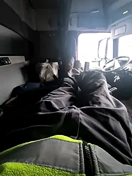 Snapshot of smartzy chatting on 10-22-25, 06:46 smartzy online show from 10-22-25, 06:46