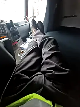 Snapshot of smartzy chatting on 10-23-25, 09:08 smartzy online show from 10-23-25, 09:08