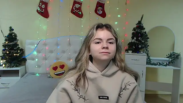 TinaRedly online show from 01-05-25, 06:56