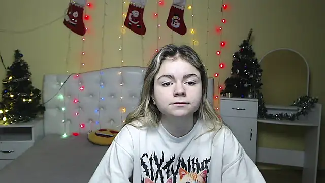 TinaRedly online show from 01-06-25, 09:52