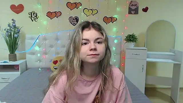 TinaRedly online show from 02-16-25, 04:20