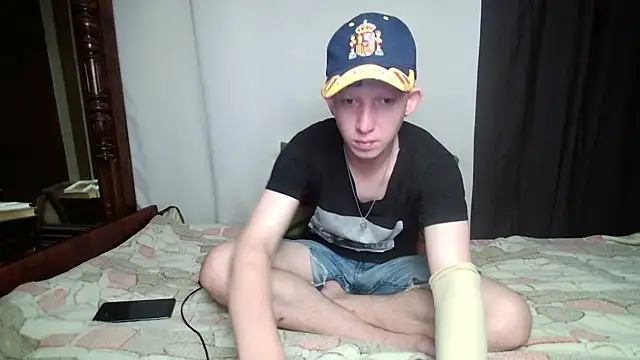 Fox man love online show from 09-14-25, 03:22