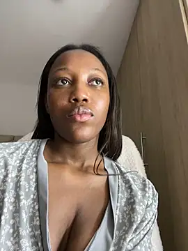 kellya  online show from 05-15-26, 10:50