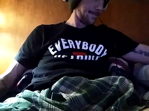 Snapshot of elmerfuddin87 chatting on 02-05-26, 02:27 elmerfuddin87 online show from 02-05-26, 02:27