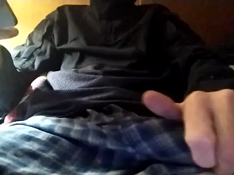 Snapshot of elmerfuddin87 chatting on 03-06-26, 01:46 elmerfuddin87 online show from 03-06-26, 01:46