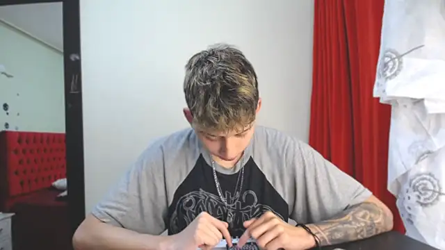  Thomas hot  online show from 12-31-24, 06:05