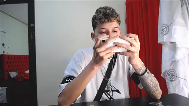  Thomas hot  online show from 01-07-25, 07:59